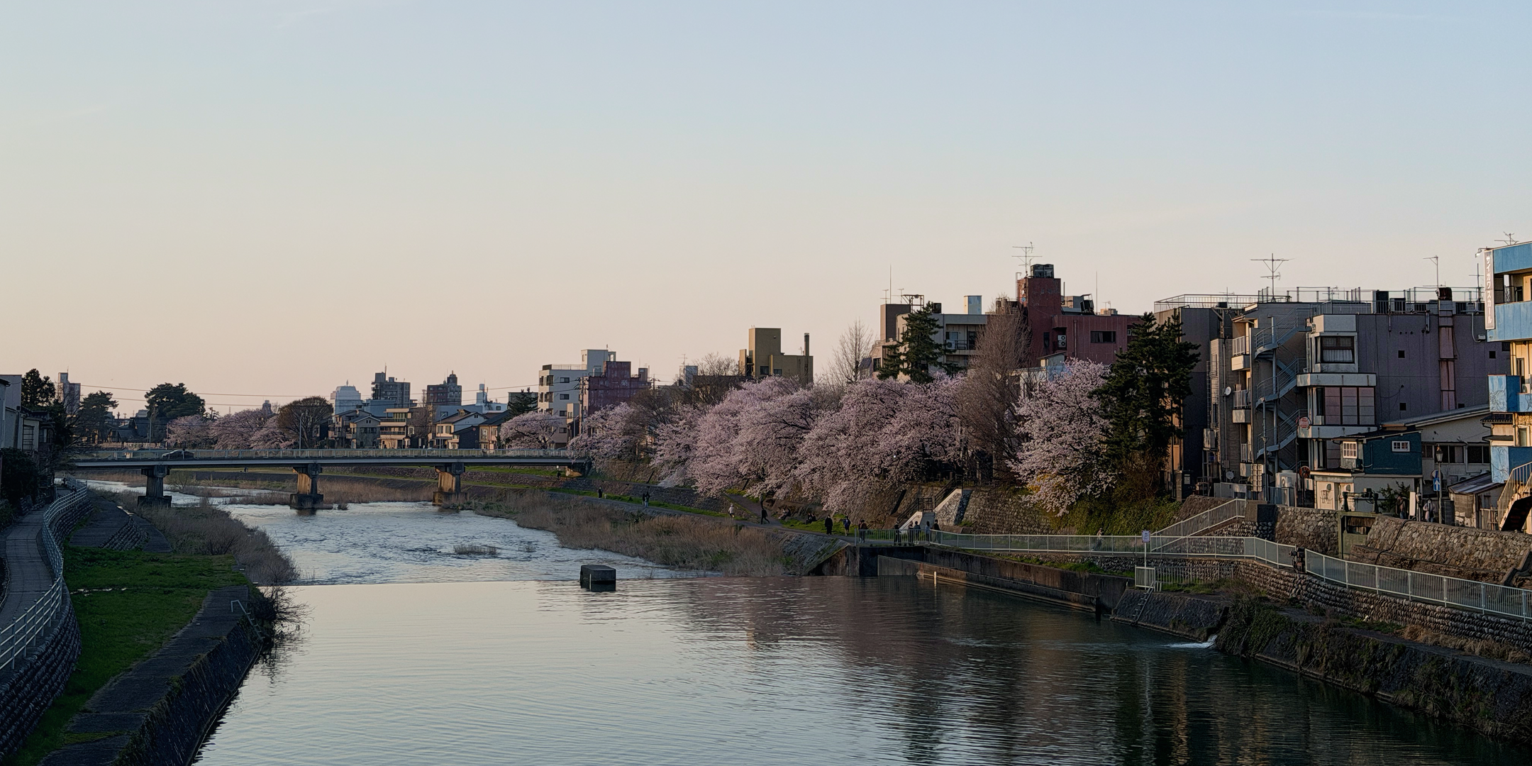 建物の価値を守り
未来へつなぐ。